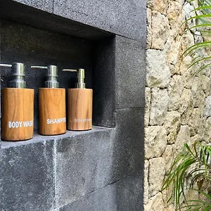 Villa Santana Bingin, Uluwatu